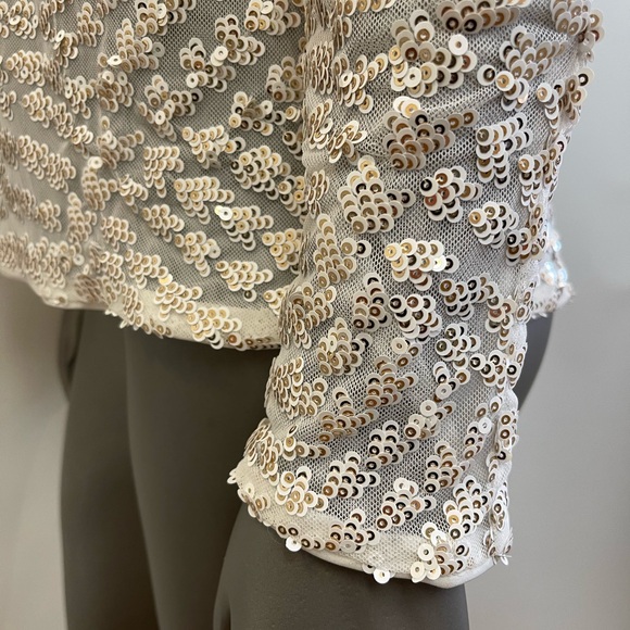 Express Top Women’s M Ivory Sequin Blouse Puff Sleeve Sheer Gold Square Neck - Picture 7 of 11